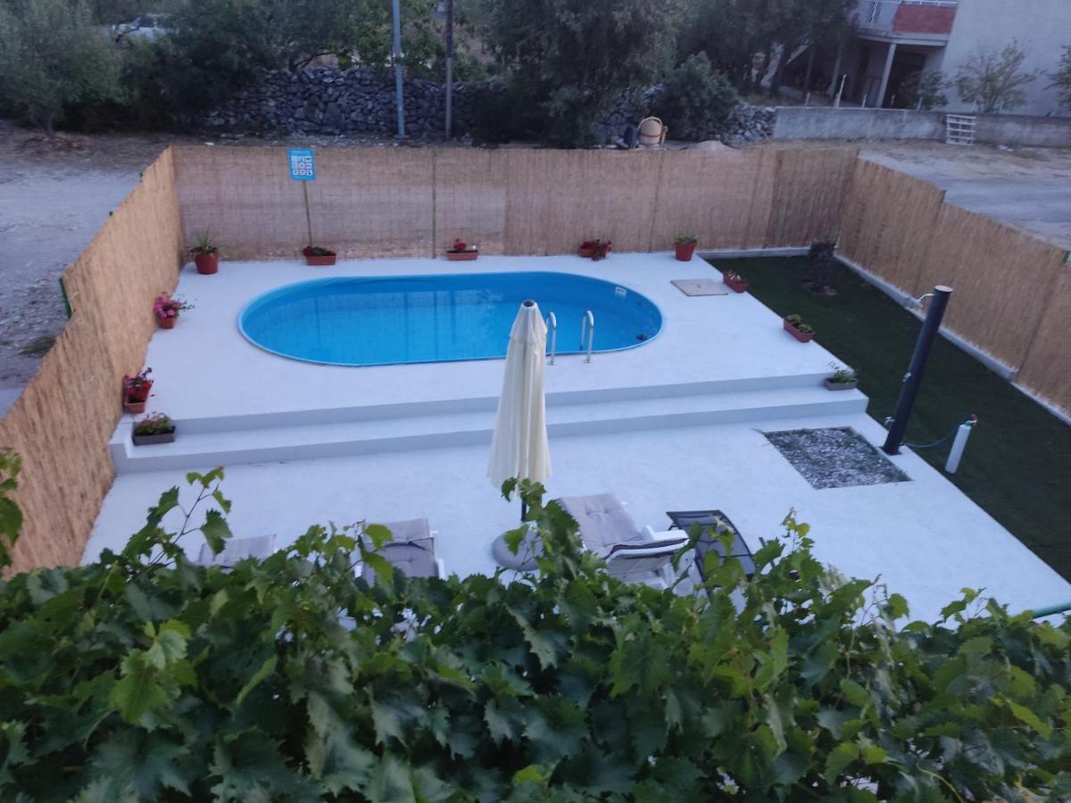 Apartmani Bruna Bilice Vrulje  外观 照片