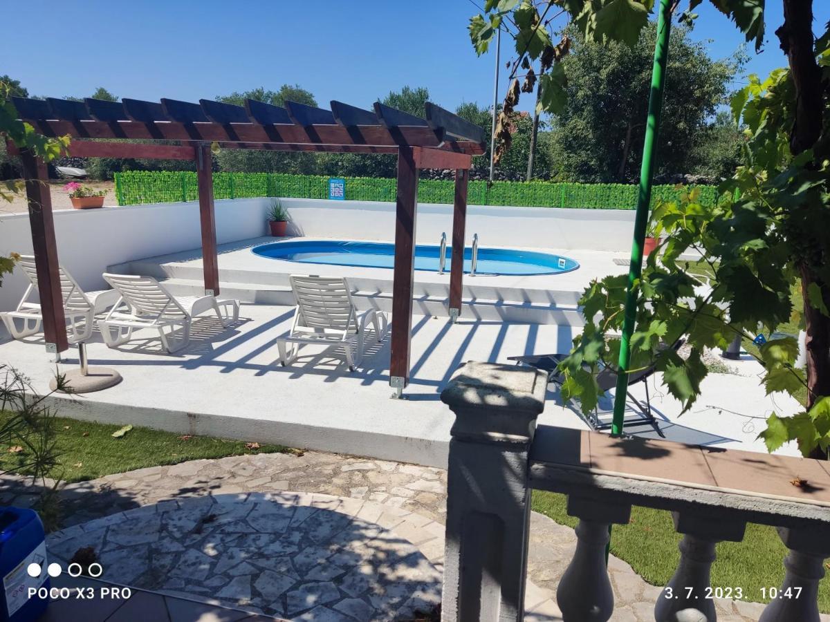 Apartmani Bruna Bilice Vrulje  外观 照片